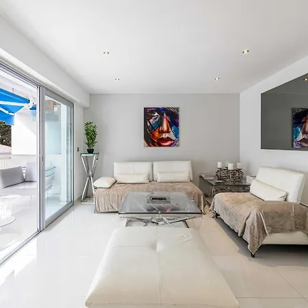 Beautiful With Balcony 1br 2p - Apartment *
